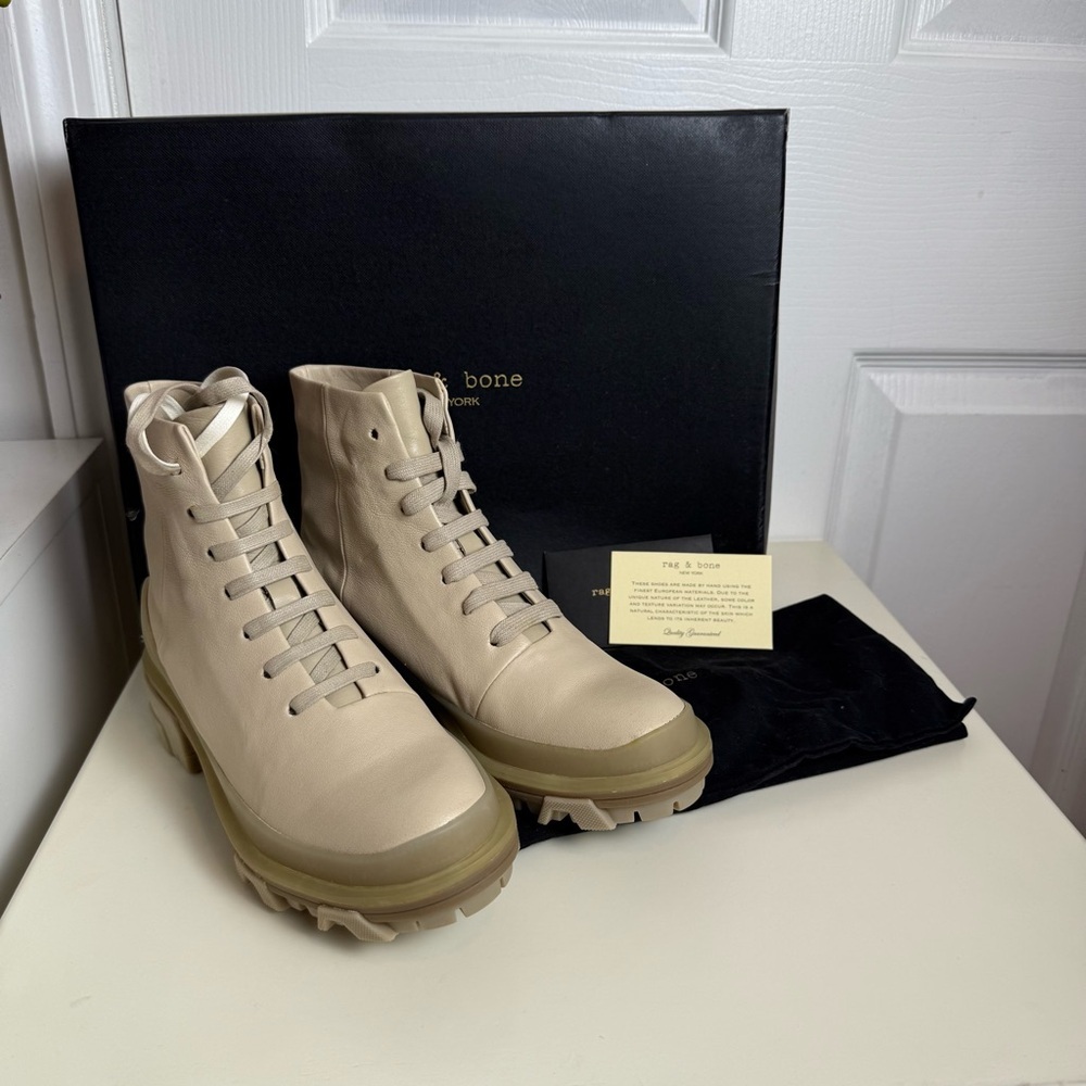 RAG & BONE Shiloh Lug Sole Hiker women tan boots/size 6